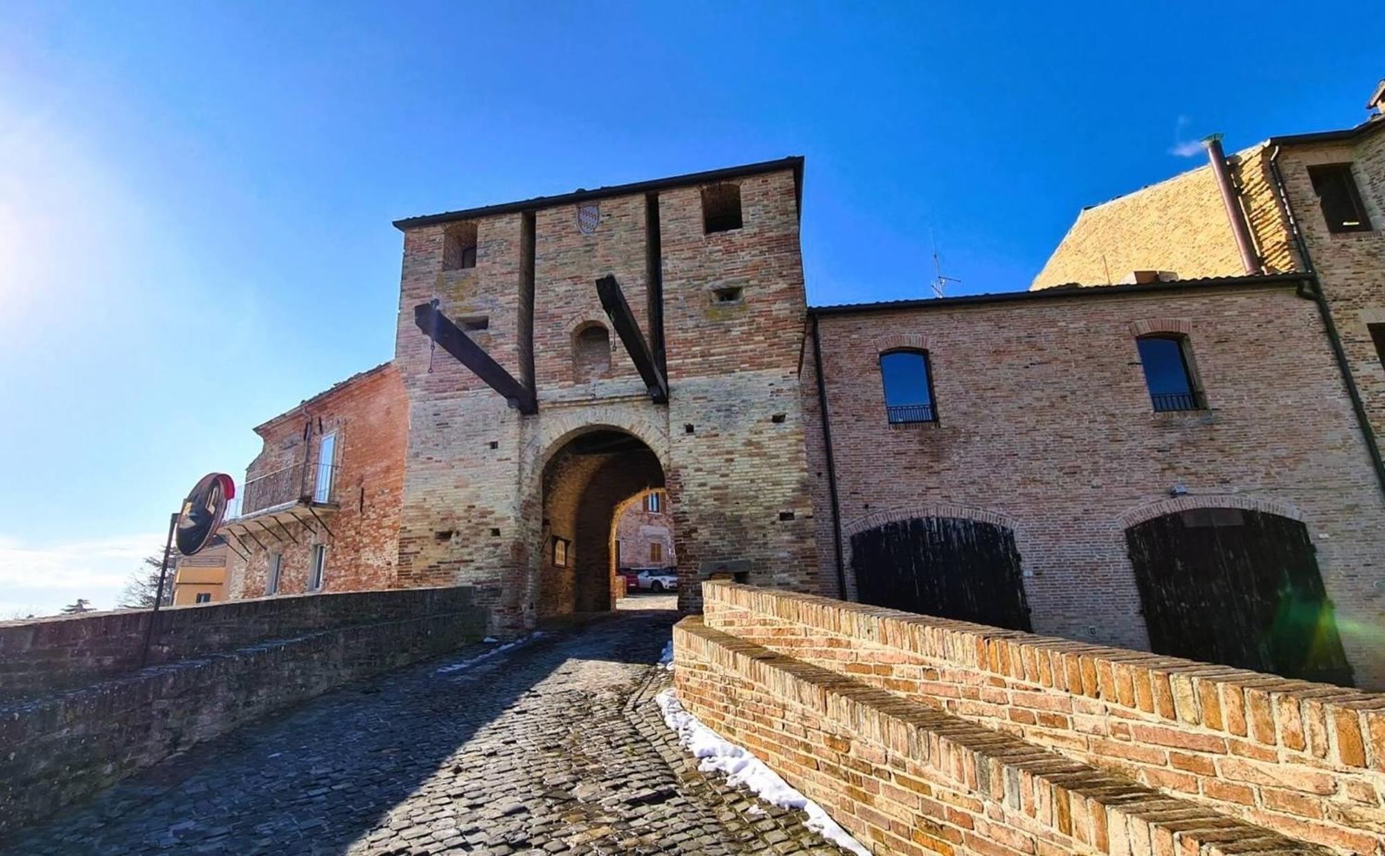 Willa Borgo Calbianco - Private House With Pool & Airco Cerreto Castello Zewnętrze zdjęcie
