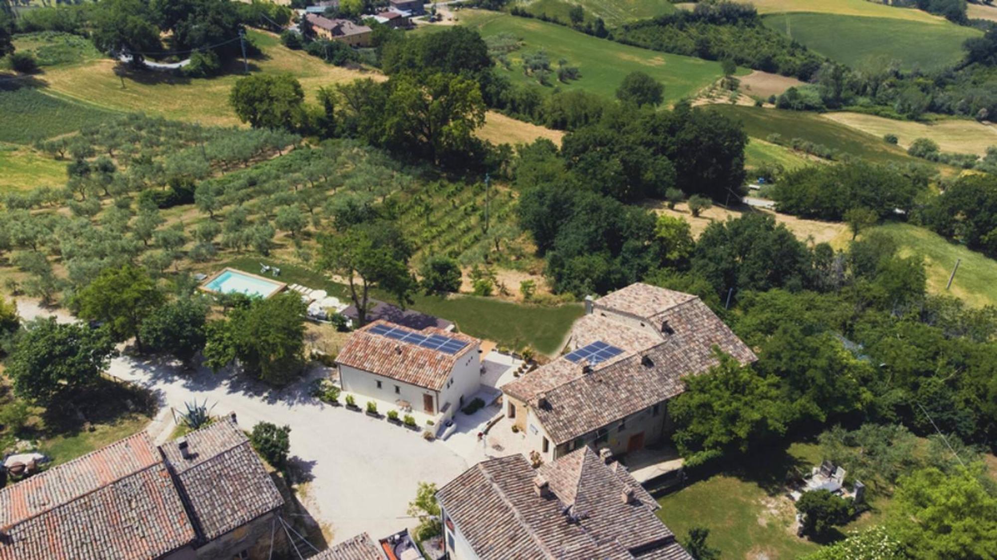 Willa Borgo Calbianco - Private House With Pool & Airco Cerreto Castello Zewnętrze zdjęcie